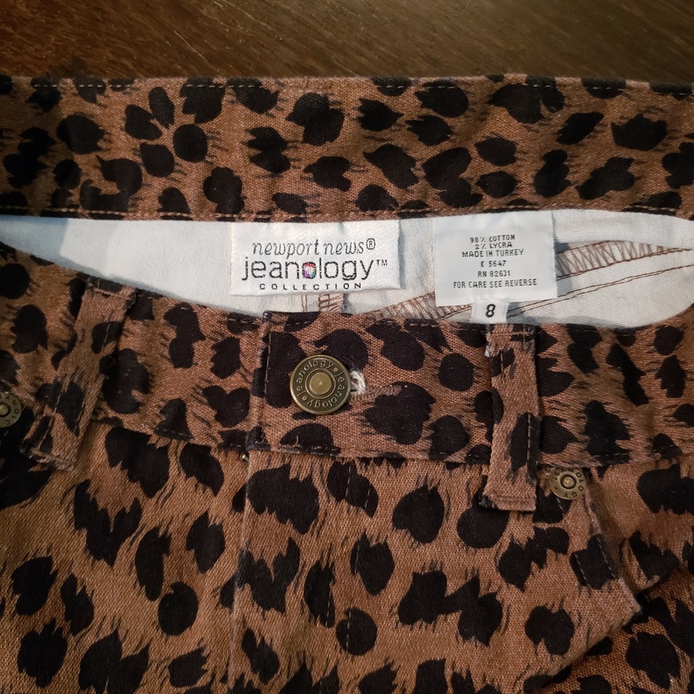 1990s Vintage leopard print shorts - Picture 4 of 6